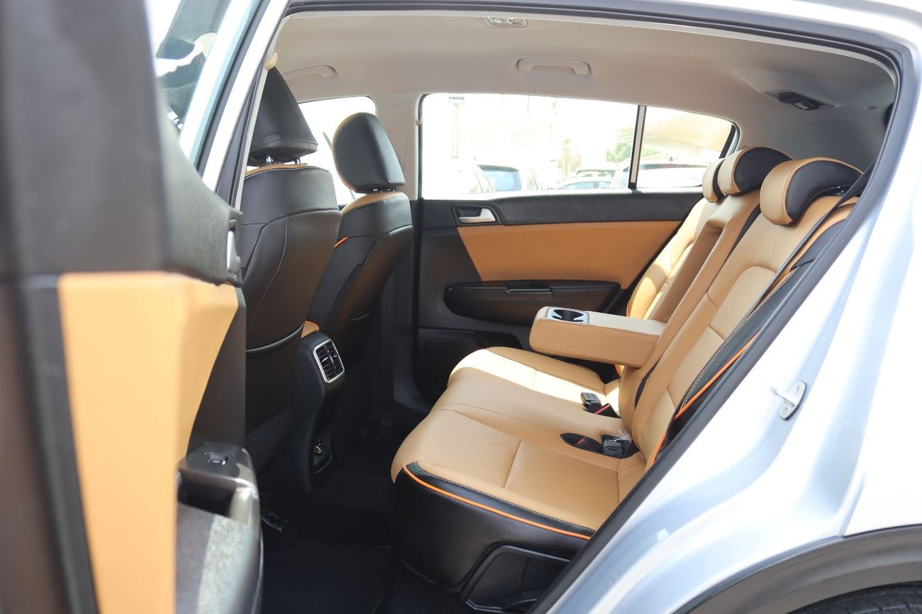 Kia Sportage EX 1.6L (130 HP) (130 HP) Kia Sportage 2020 - GDI - GCC in excellent condition1.6 cc engine 83,000 k