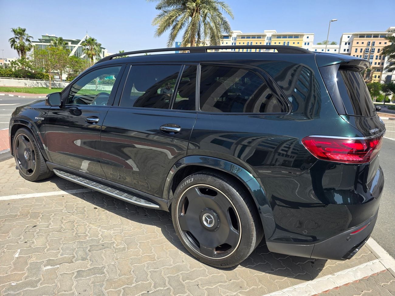 مرسيدس بنز GLS 63 AMG 4MATIC