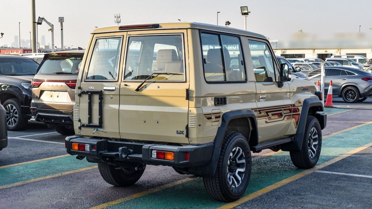 Toyota Land Cruiser 70 4.0L V6 A/T