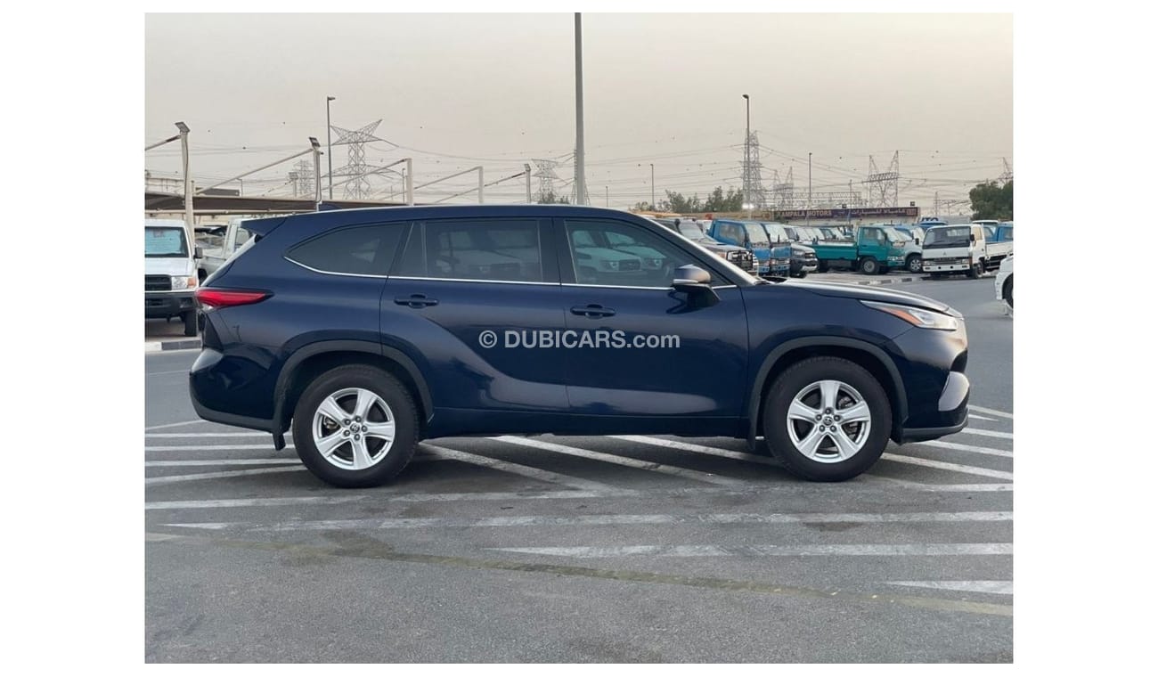 Used 2020 Toyota Highlander LE / 5 VAT LOCAL REG 2020 for sale in