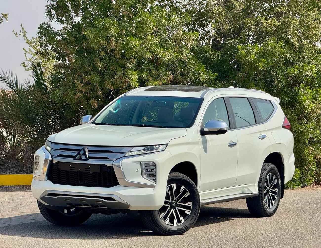 ميتسوبيشي مونتيرو سبورت GLS Top 3.0L