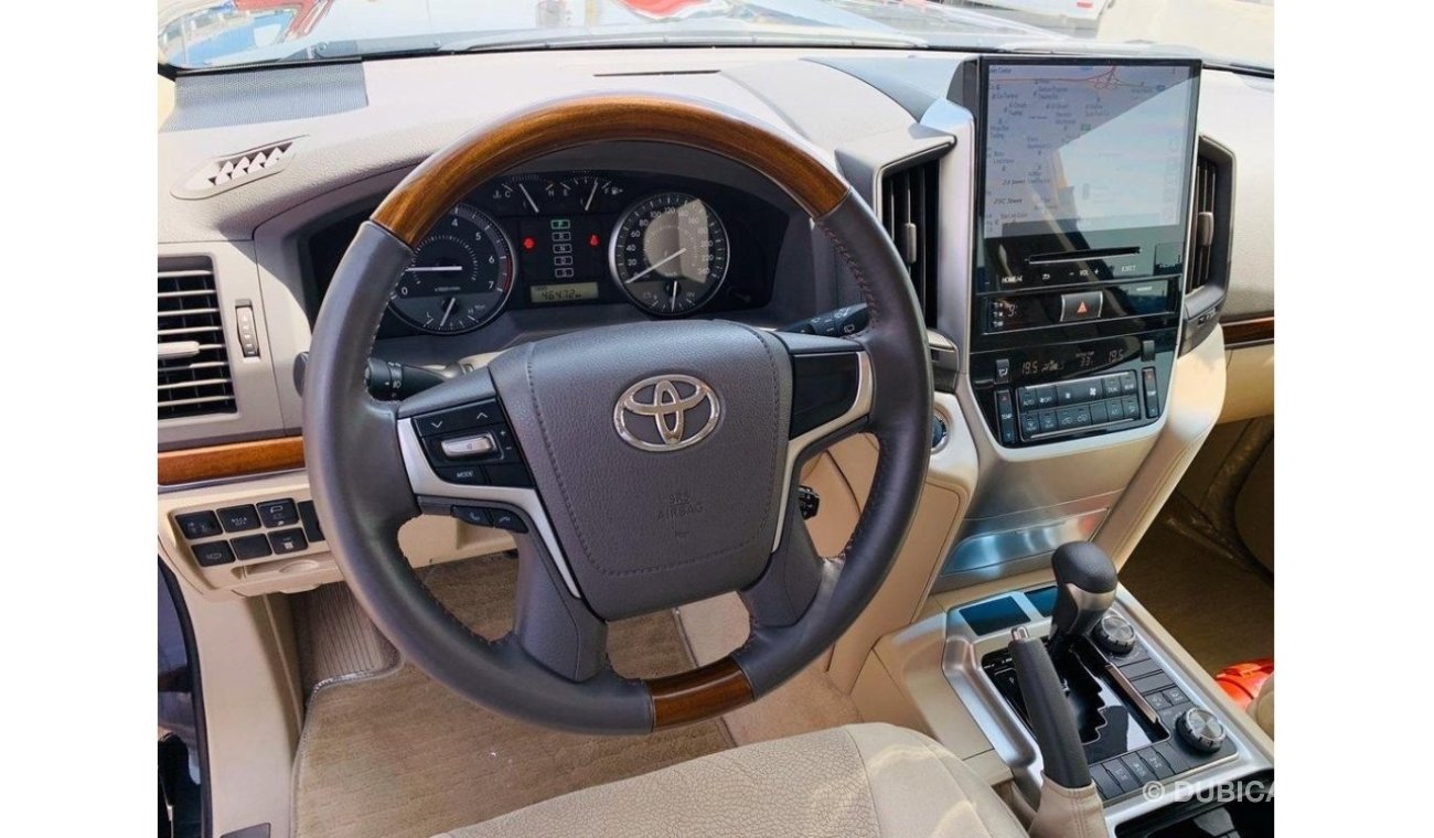 Toyota Land Cruiser GXR V6