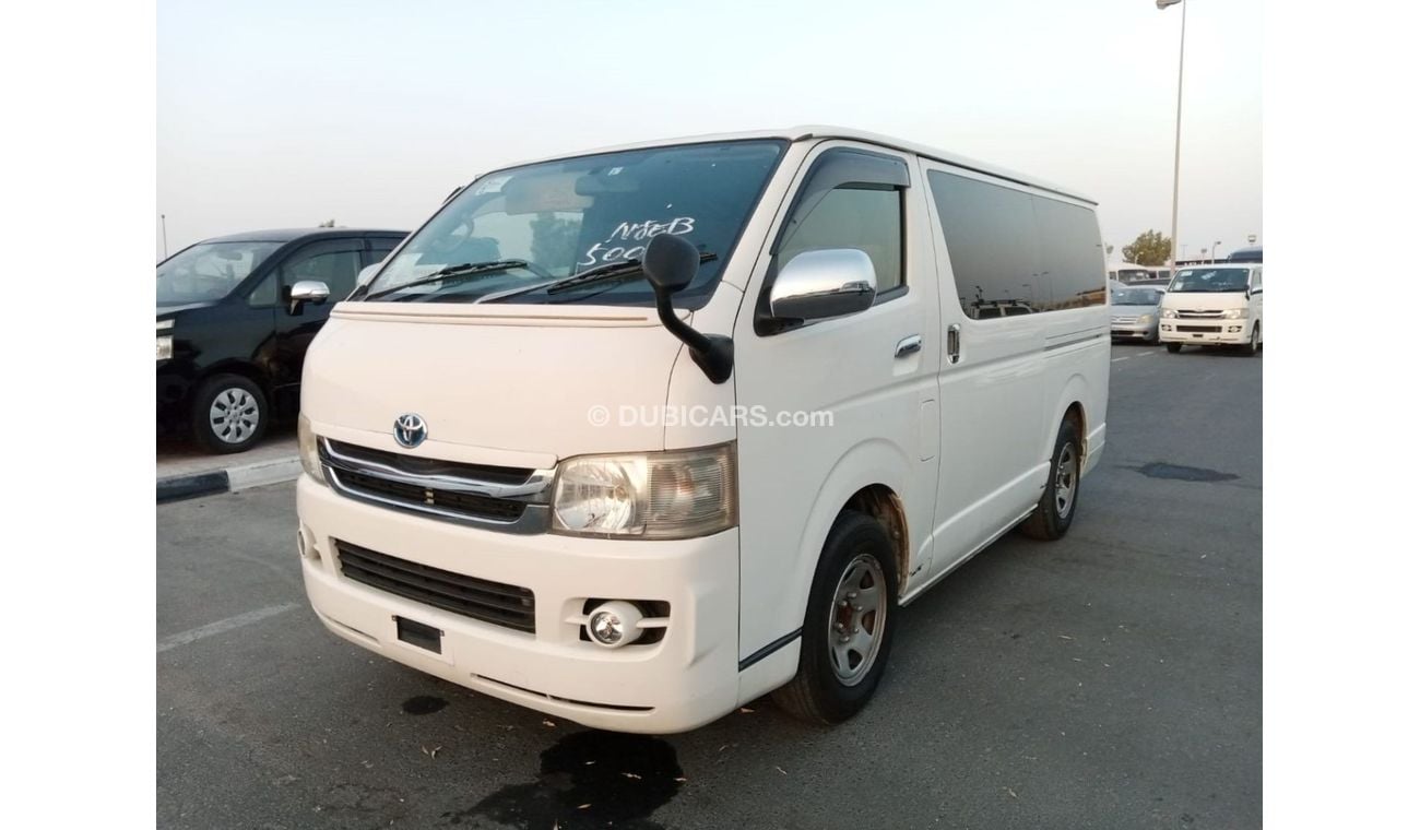 Toyota Hiace TOYOTA HIACE VAN RIGHT HAND DRIVE (PM 893)