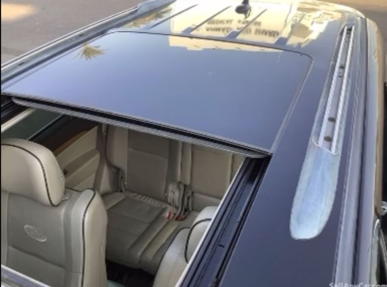 جيب جراند شيروكي Overland 5.7L (360 HP)