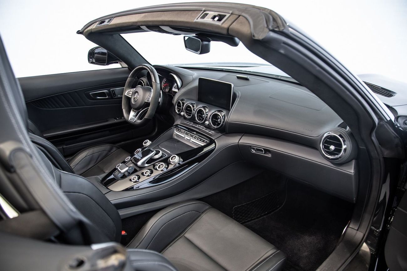 Mercedes-Benz AMG GT C Mercedes Benz AMG GTC