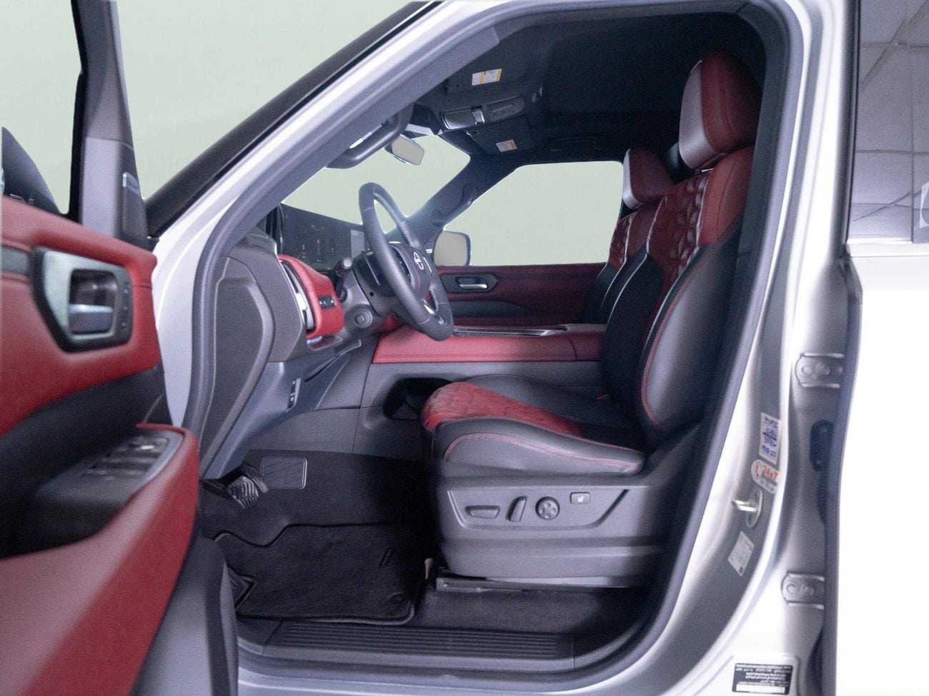 Nissan Patrol SE PLATINUM CITY 3.8