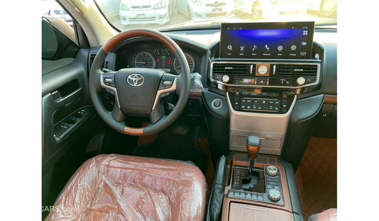 تويوتا لاند كروزر 2011 TOYOTA LANDCRUISER V6