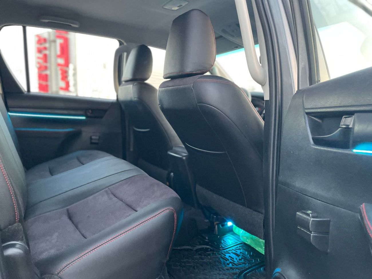 Toyota Hilux 2021 Toyota Hilux Revolution Edition - 4x4 | GCC Specs | Full Off-Road Build