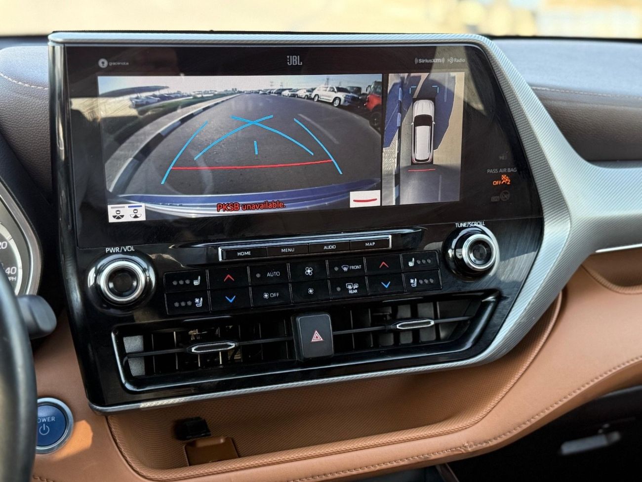 Toyota Highlander Limited 2.5L FWD Hybrid Limited 2.5L Panoramic,360 camera