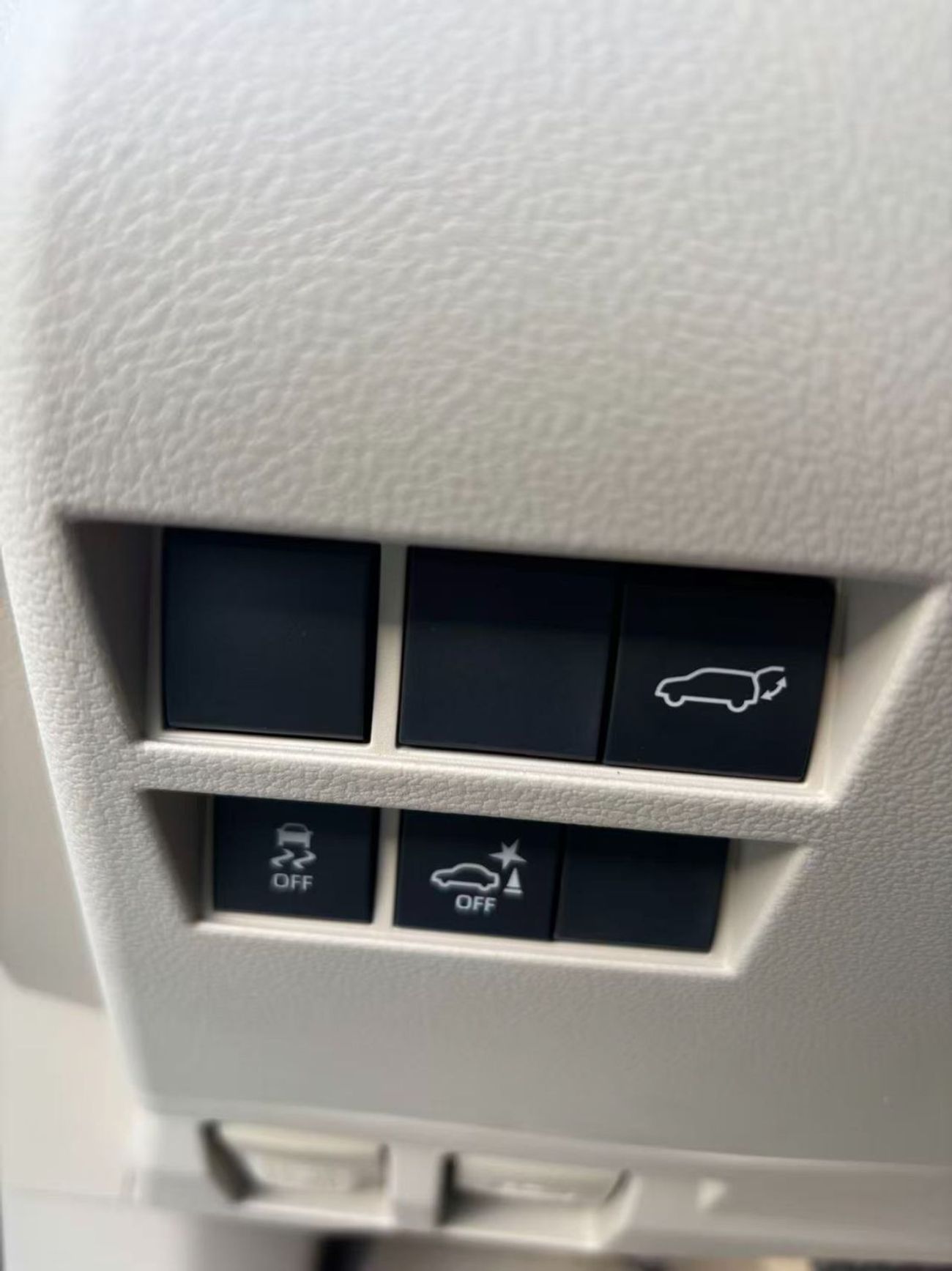 Toyota Land Cruiser VXR 4.0L