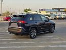 Toyota RAV4 XLE Premium Full option sunroof , Push button , Original leather seats and trunk automatic