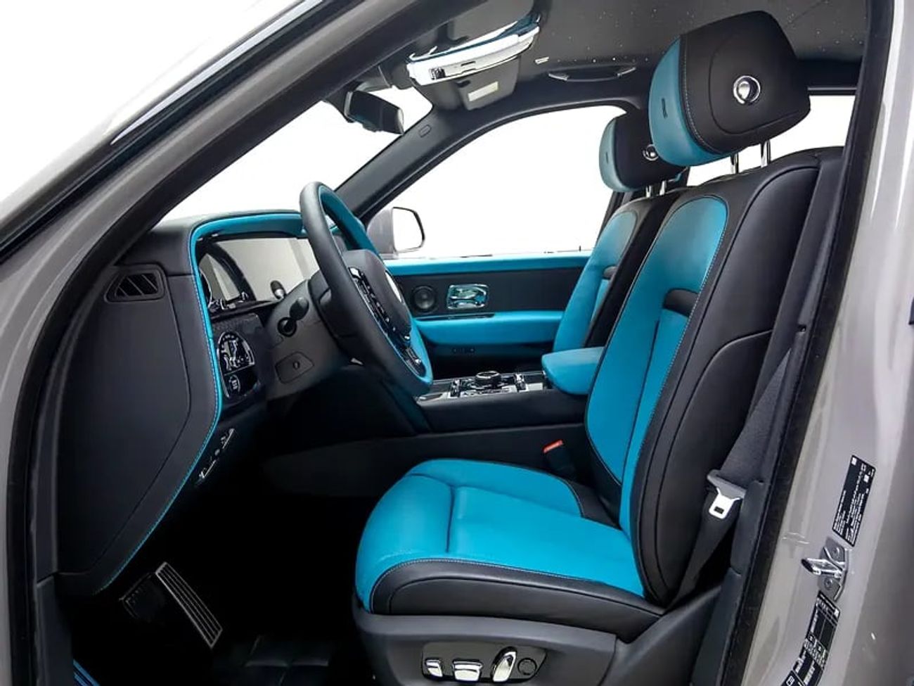 رولز رويس كولينان Black Badge