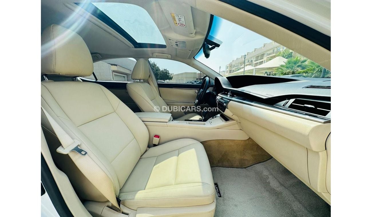 Lexus ES250 Premier 1330 P.M LEXUS ES250 || ORIGINAL PAINT || WELL MAINTIANED || SUNROOF || GCC
