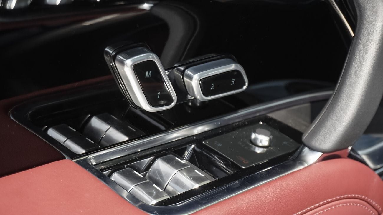 Land Rover Range Rover AUTOBIOGRAPHY НА ЭКСПОРТ НОВОЕ АВТО, БЕЗ ПРОБЕГА