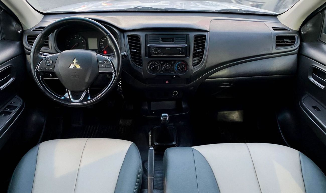 Mitsubishi L200 GL 2.4L (128 HP) Double Cab Utility Mitsubishi L200 2.4 L 2020 GCC accident-free in excellent condit