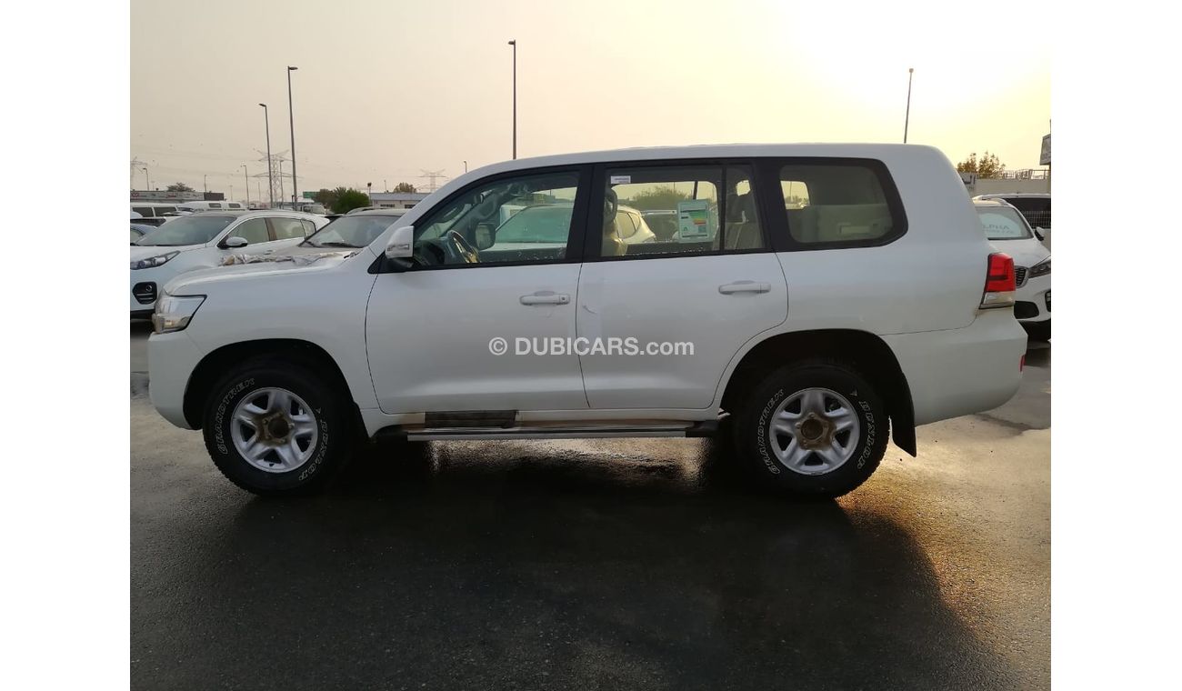 تويوتا لاند كروزر 4.5 Diesel GXR V8 mid options