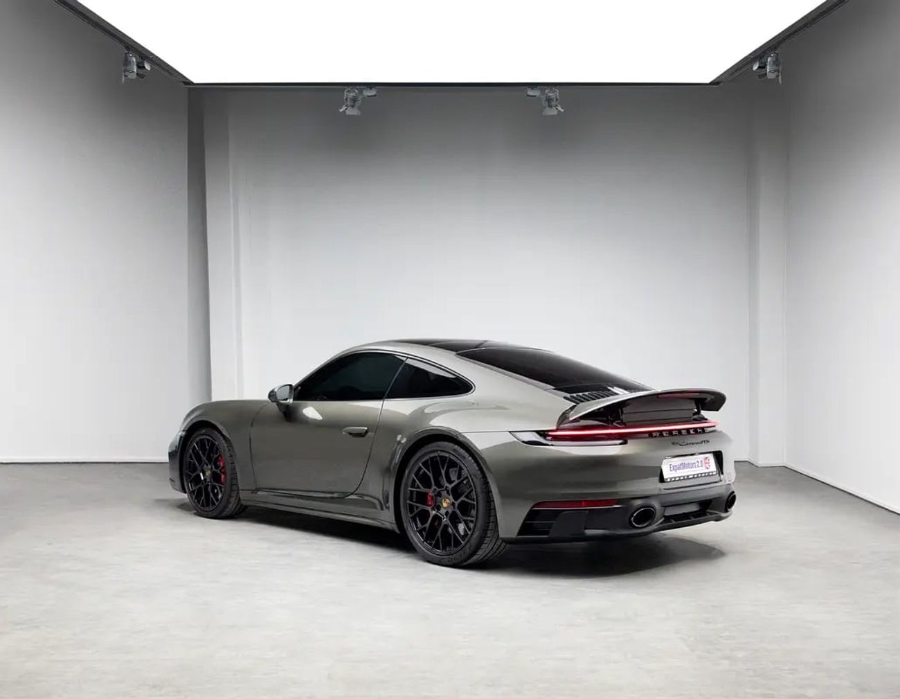 Porsche 911 Carrera GTS 3.0L (450 HP) Coupe