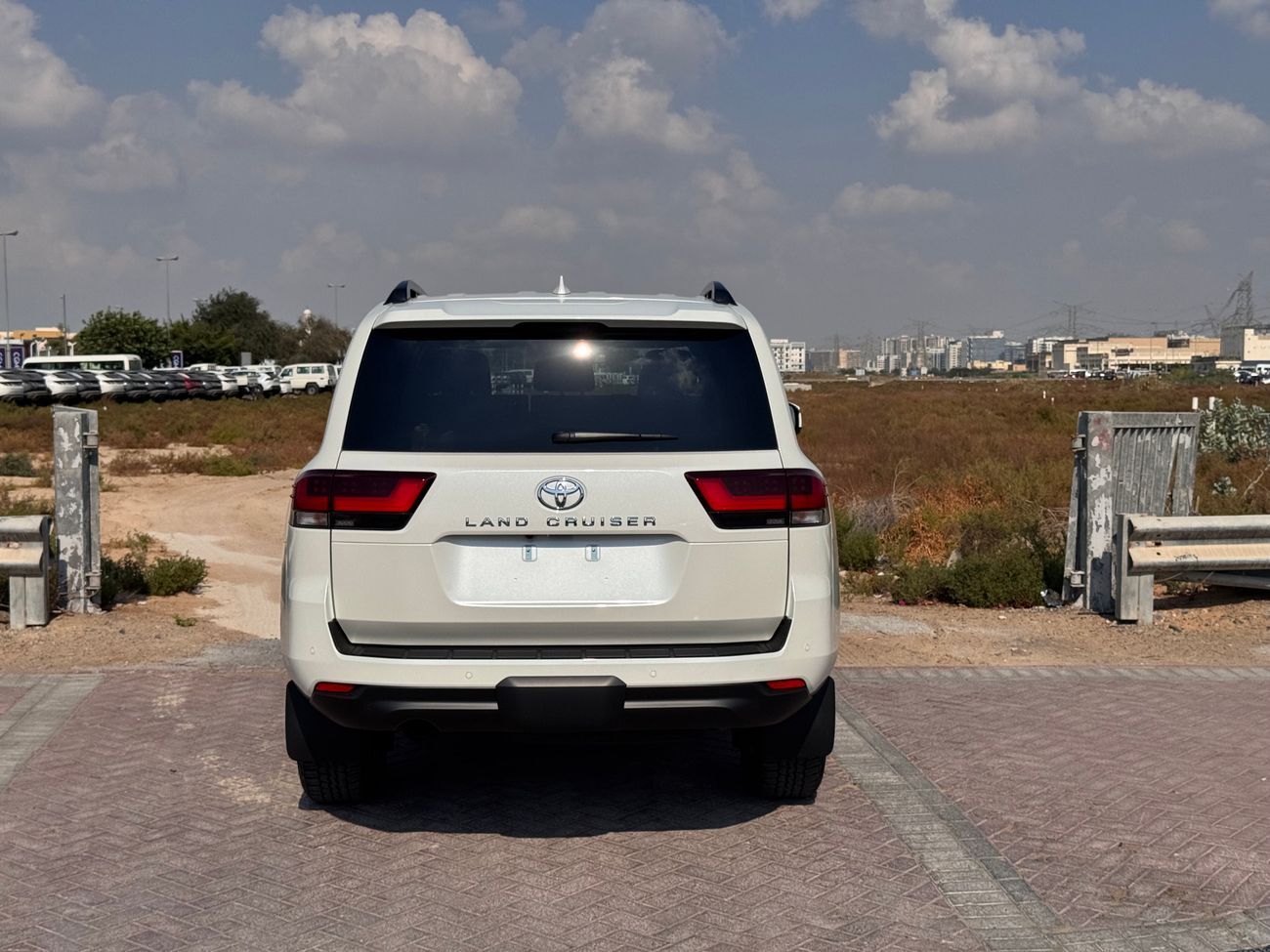 Toyota Land Cruiser Toyota Land Cruiser GXL 2024 Diesel 3.3L 7-Seats 4X4 SUV Brand New 0Km