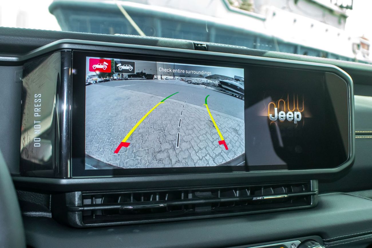 جيب رانجلر Unlimited Sahara 2.0L A/T