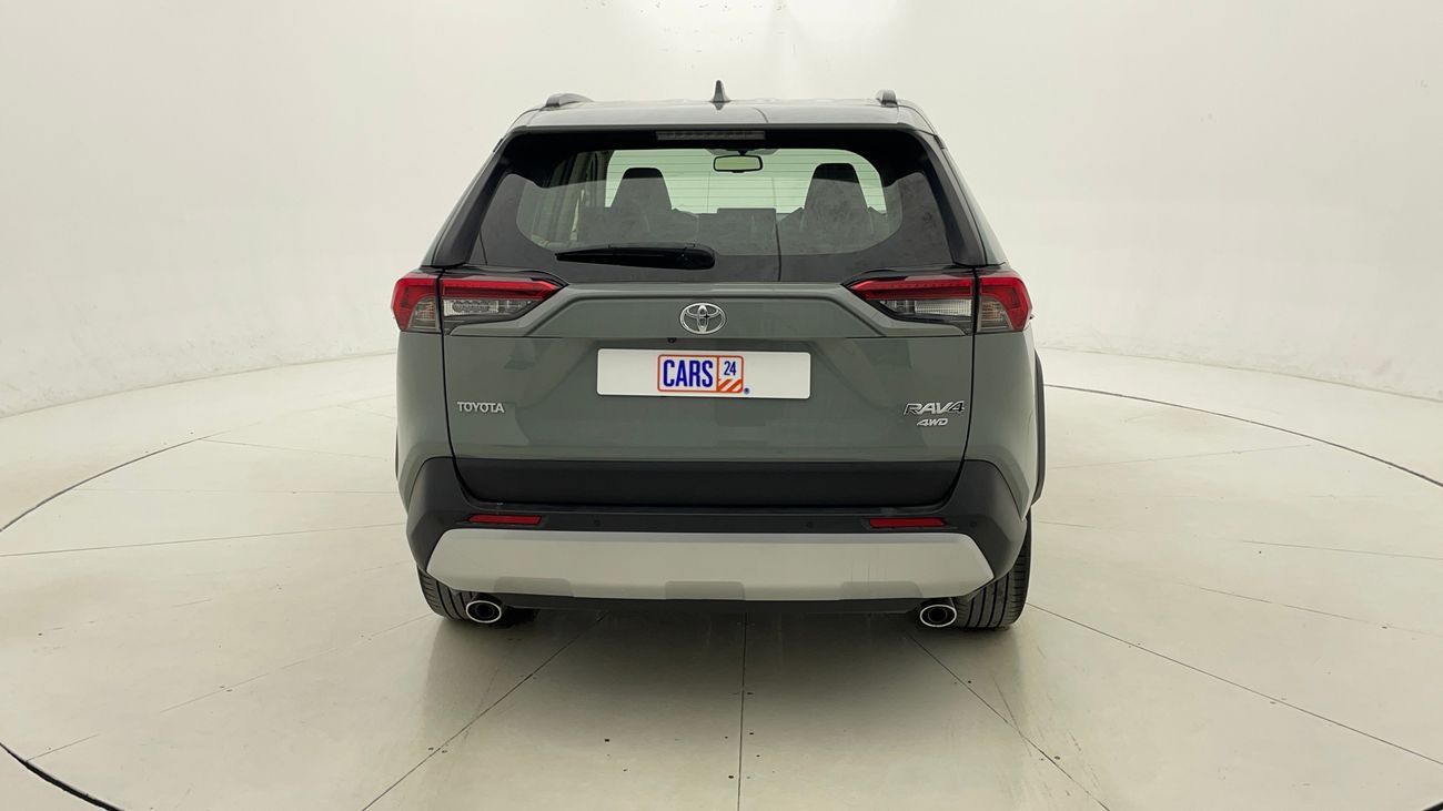 تويوتا راف ٤ ADVENTURE 2.5 | بدون دفعة مقدمة | اختبار القيادة في المنزل