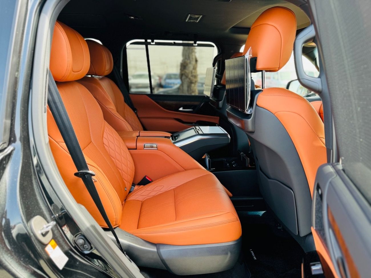 Lexus LX 600 Lexus lx600 VIP edition