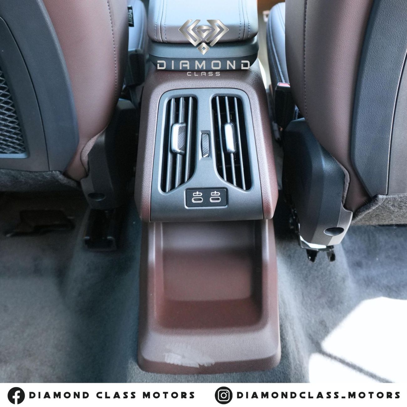 بي أم دبليو X1 BMW X1 S Drive 20Li SUV - 1.5 L Turbocharged  Panoramic  2024  for UAE Under Warranty