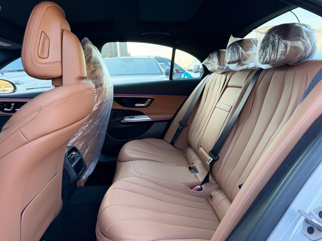 Mercedes-Benz E200 2.0L