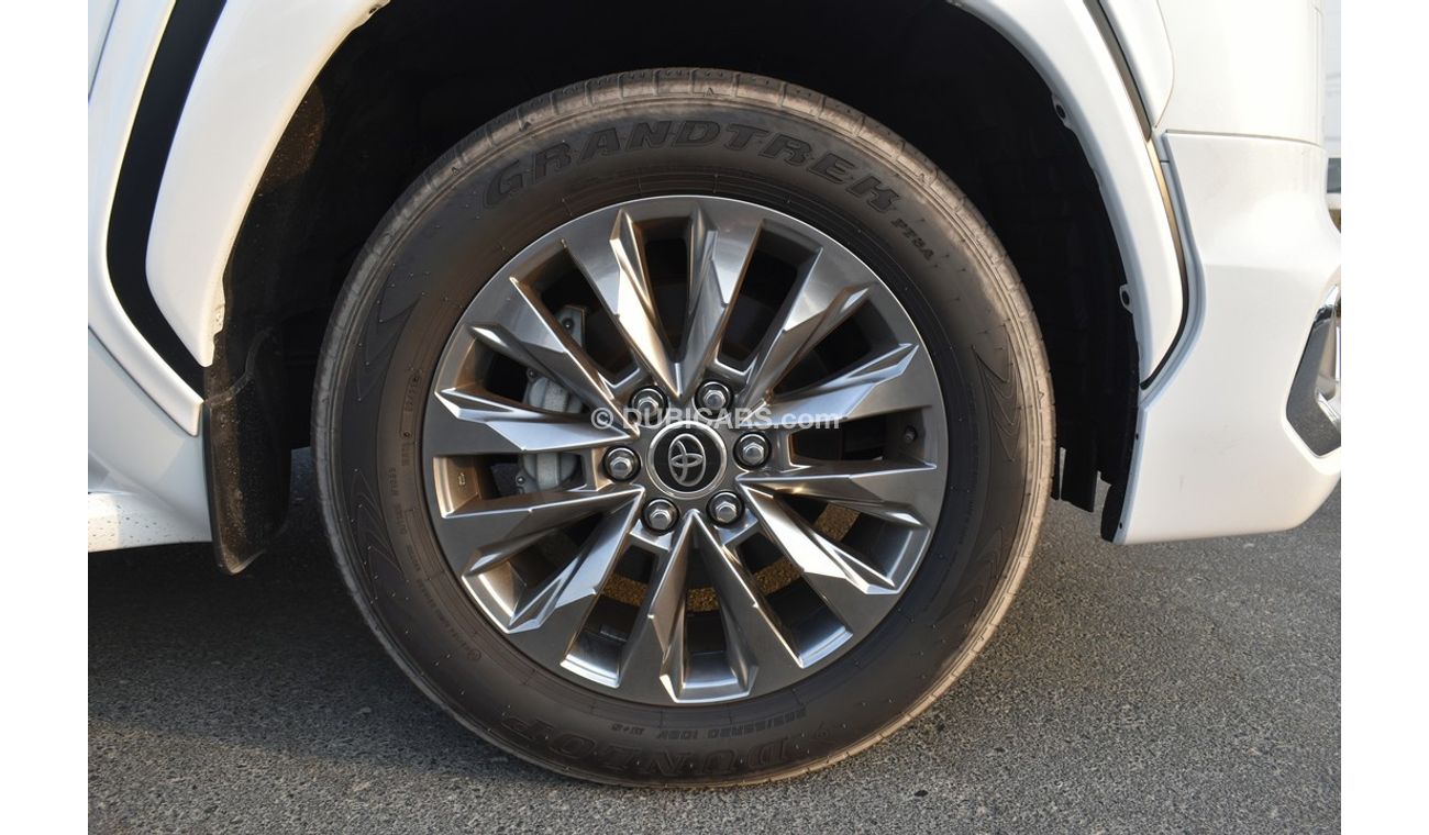 Toyota Land Cruiser LC 300 - RHD - 3.5 PET - ZX - MY 2022 - WHT_BEIG (FOR EXPORT ONLY)
