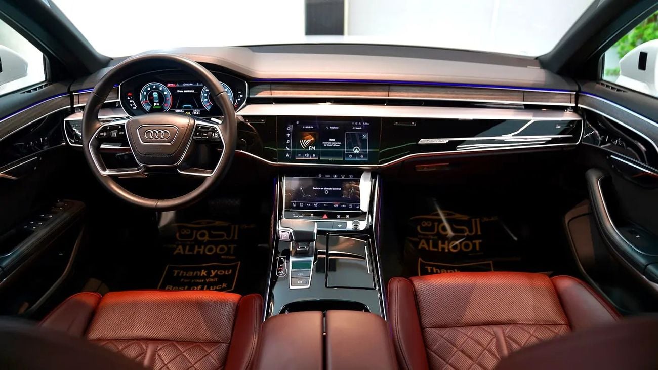 أودي A8 L 55 TFSI quattro 3.0L (335 HP) EXCLUSIVE A8L 55 TFSI V8 || VIP CONSOLE || TOP RANGE || GCC || ACCID