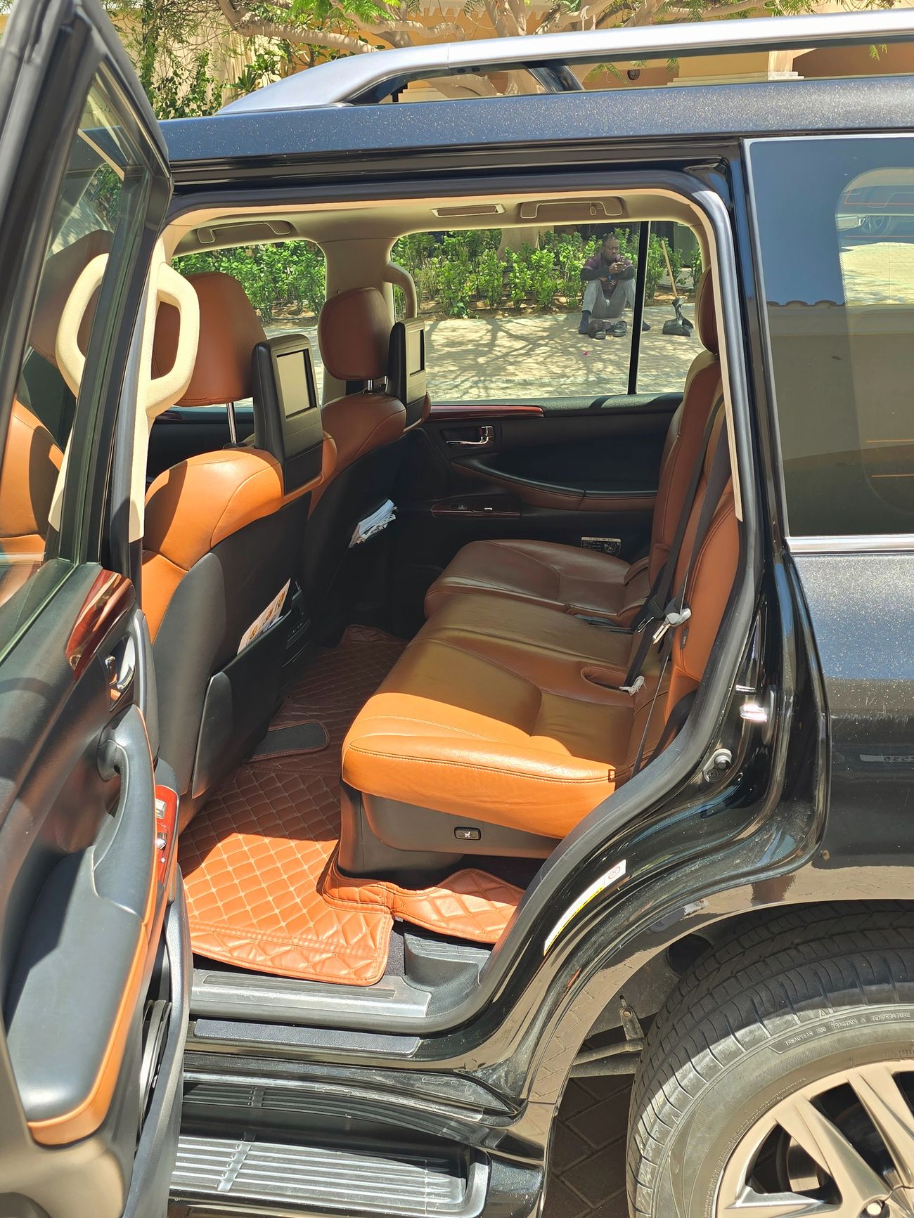 Lexus LX 570 Signature 5.7L