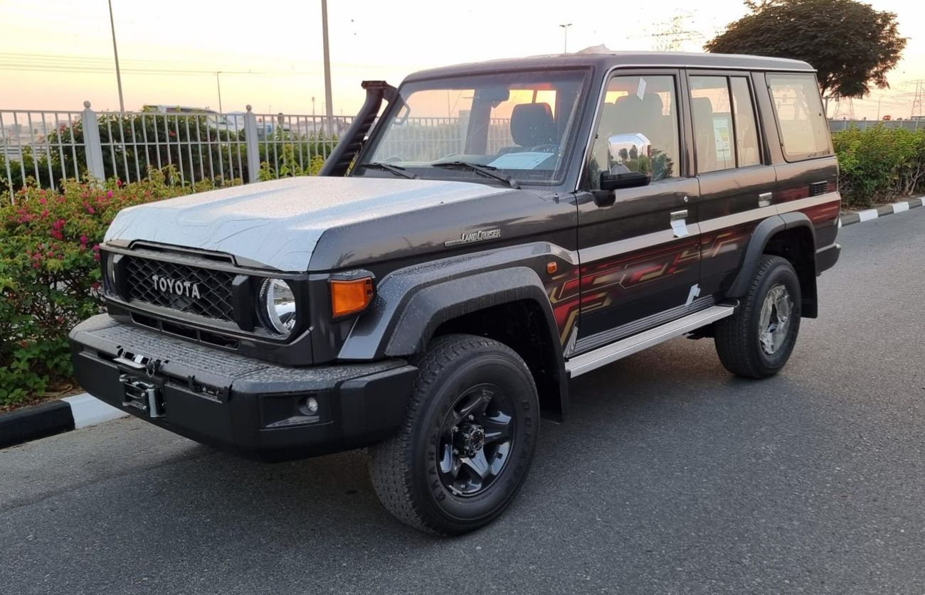 تويوتا لاند كروزر 70 Toyota LC 76 4.5 TDSL MID OPTION NEW SHAPE