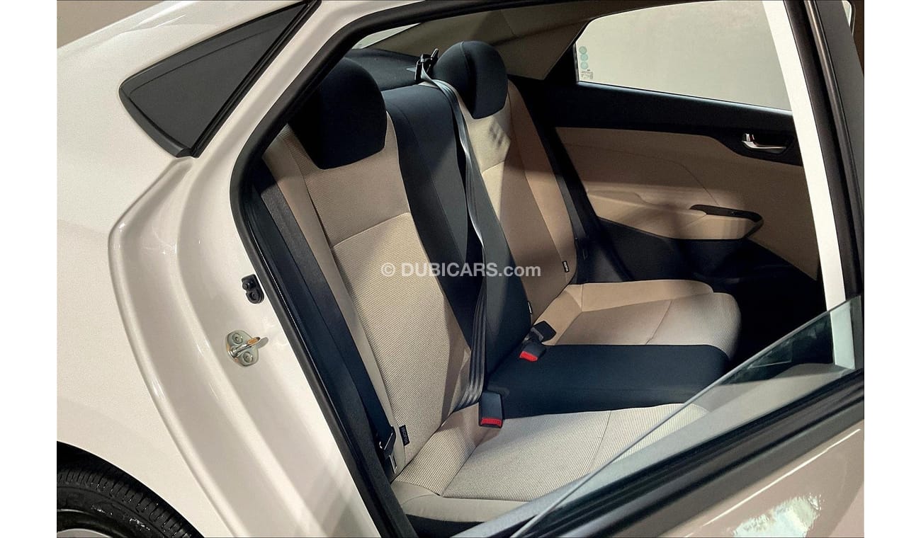 Hyundai Accent Smart Plus