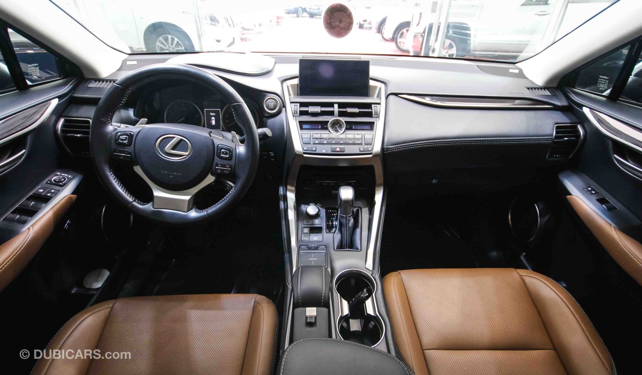 Lexus NX200t t