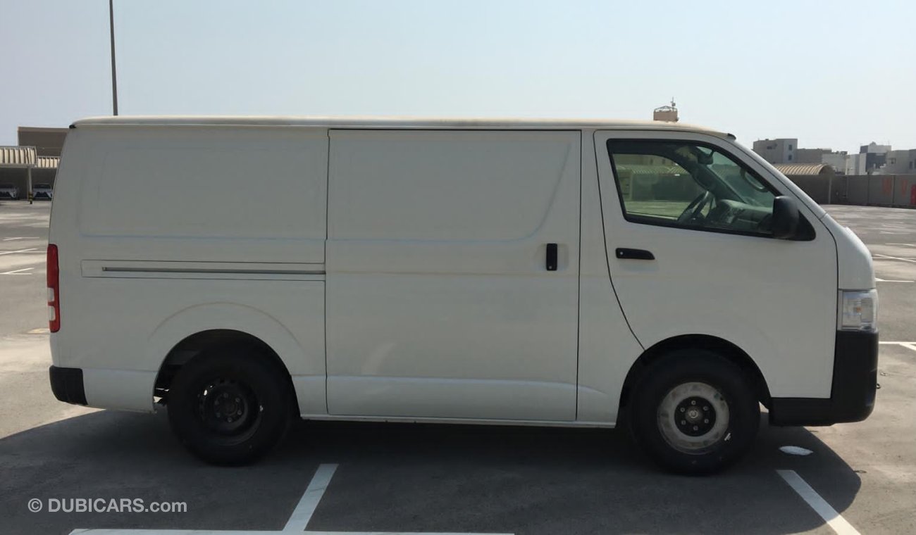 تويوتا هاياس STD ROOF 2.7L - PET - MT / DELIVERY VAN (FOR EXPORT)