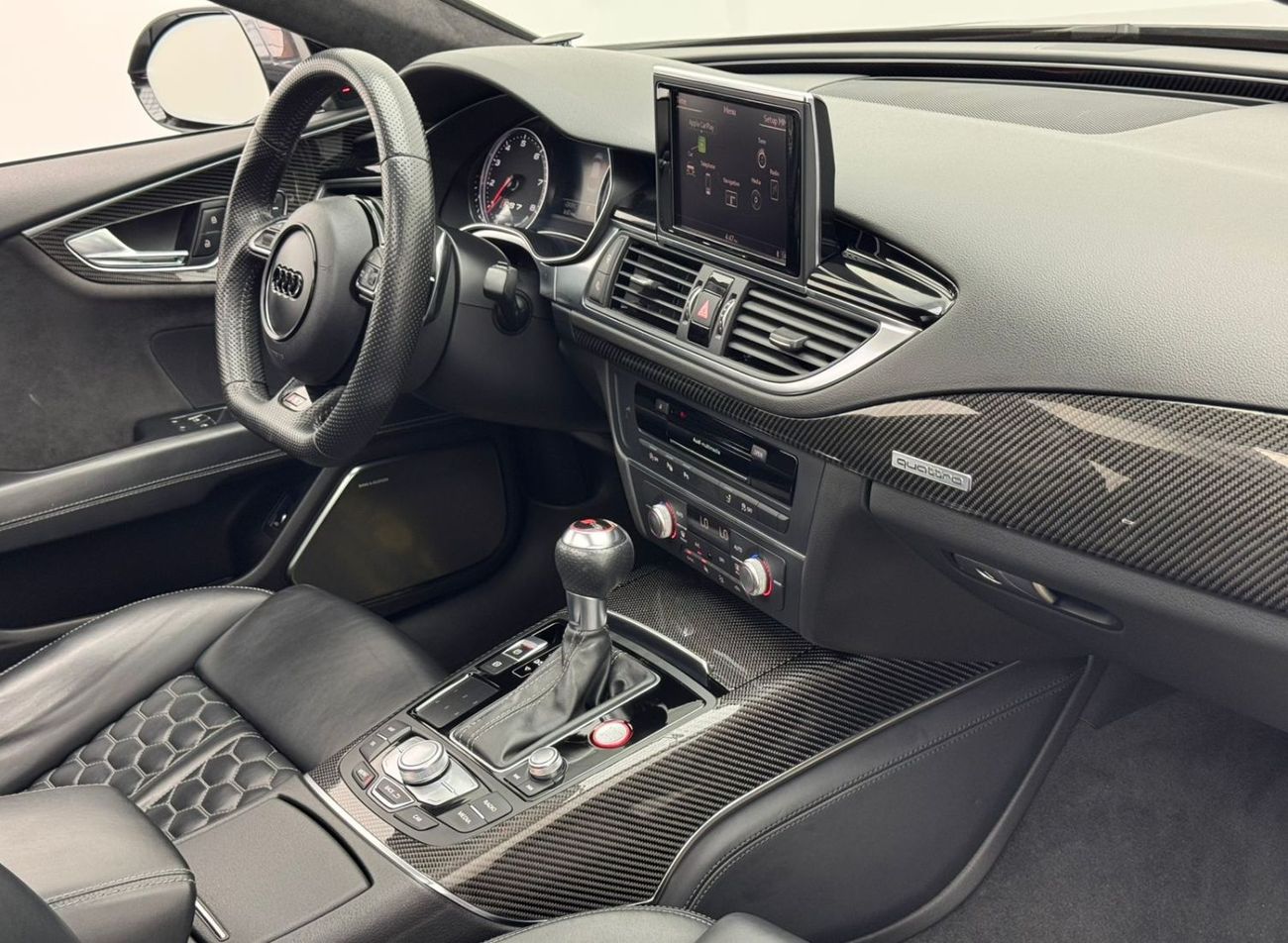 أودي RS7 Performance 4.0L 2016 Audi RS7 Performance Quattro, Service history, Excellent Condition, GCC