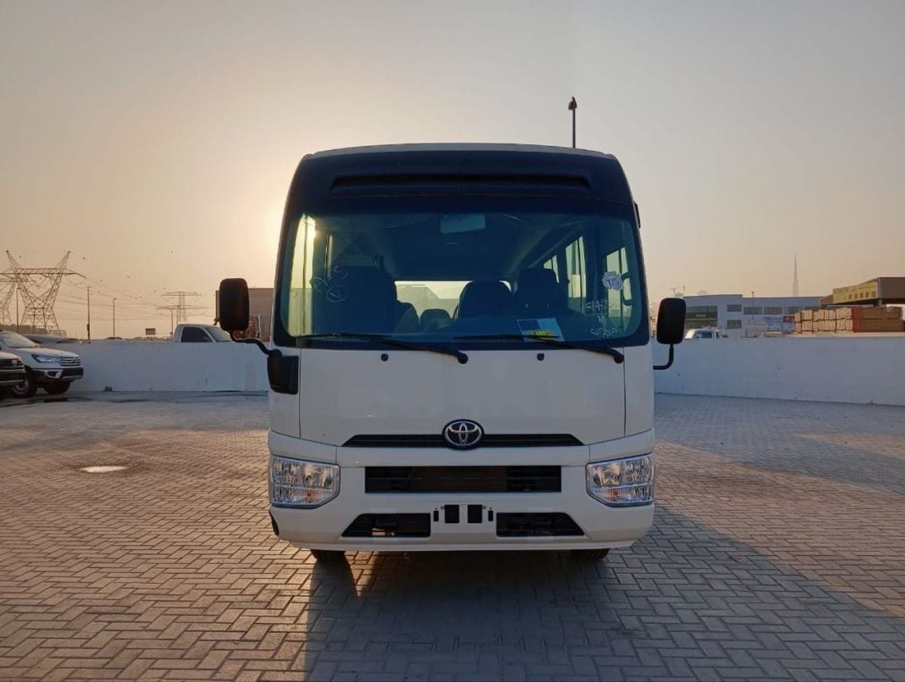 Toyota Coaster Toyota Coaster Basic  4.2LDeisel M/T White Color 2026 Model