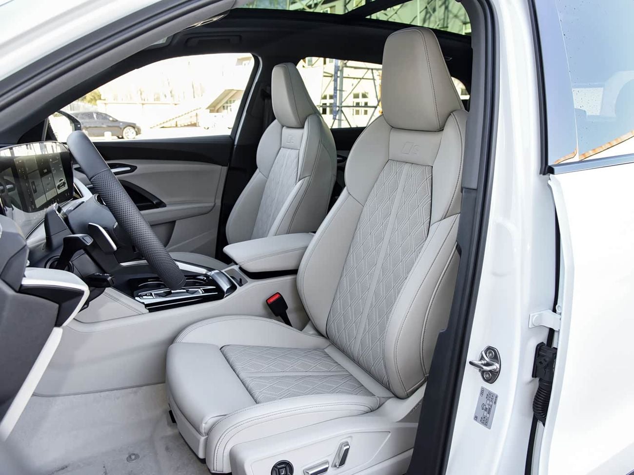 Audi Q5 Audi Q5L: 10 Million Users Exclusive Edition