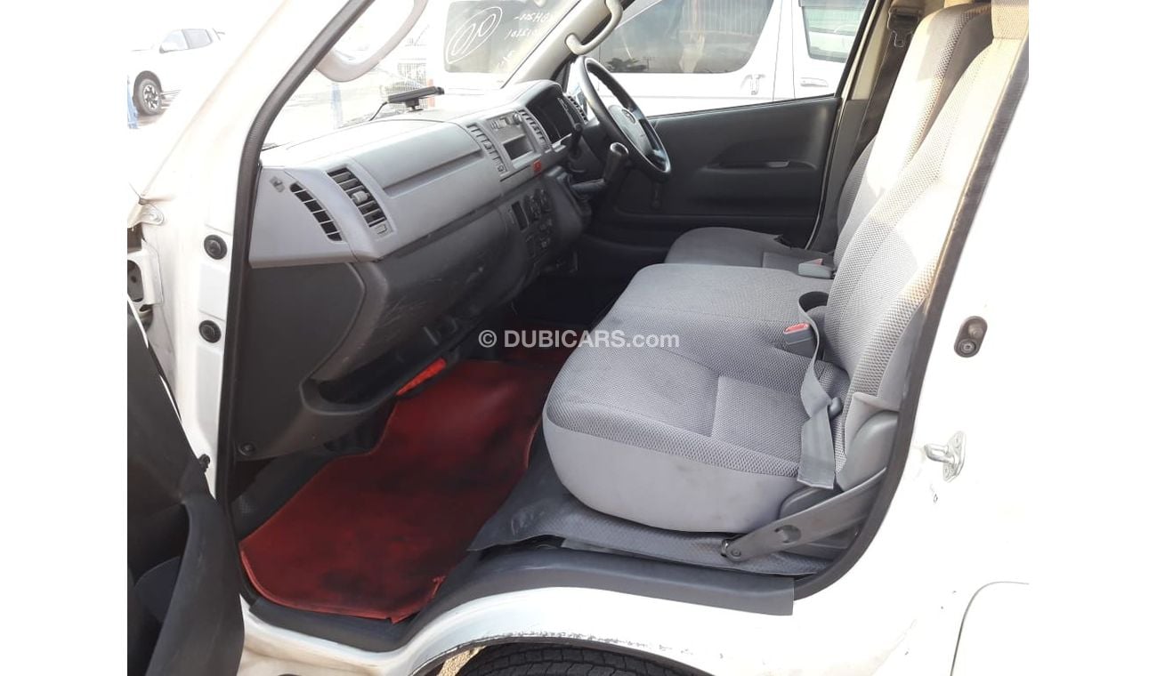 Toyota Hiace TOYOTA HIACE RIGHT HAND DRIVE (PM1129)