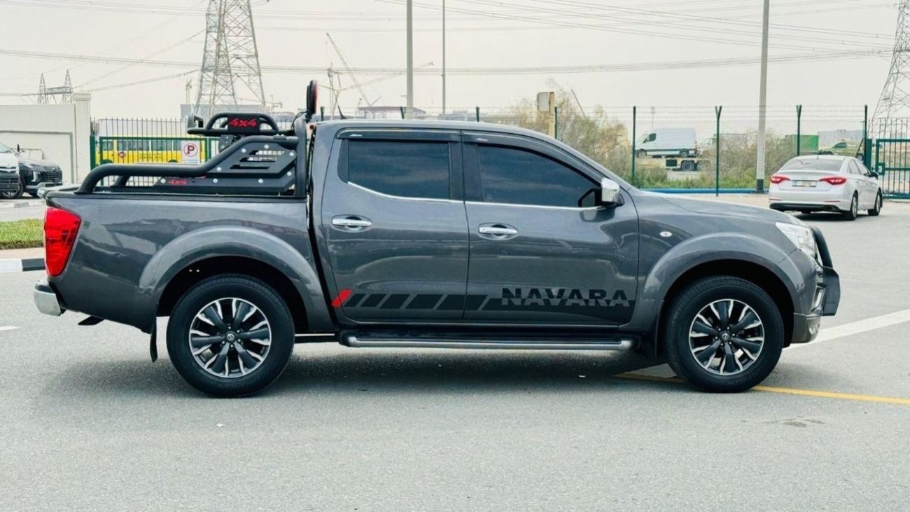 Nissan Navara PREMIUM SPORTS BAR WITH BASKET AND LED LIGHTS | 4 x 4 | PREMIUM TWO TONE LEATHER SEATS | RHD | 2017