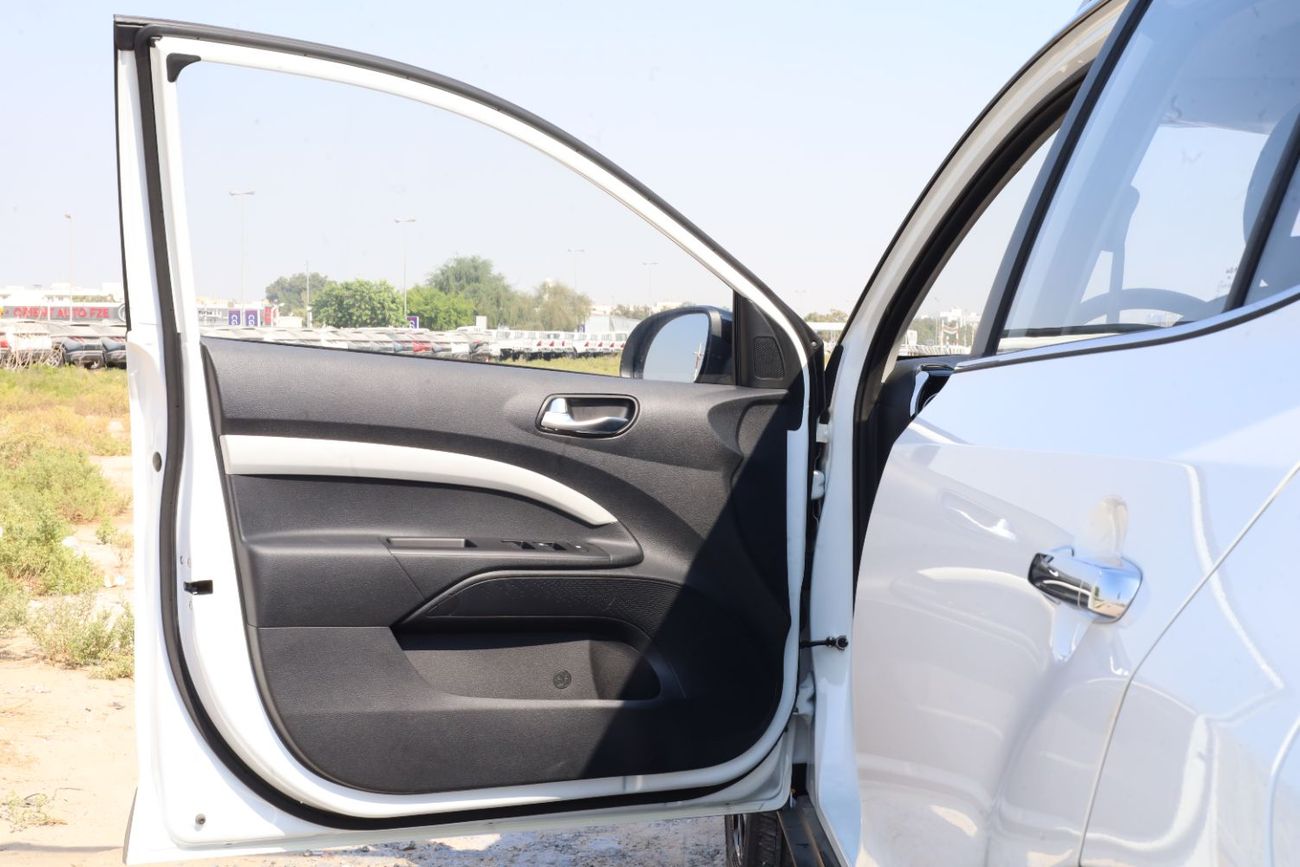 Kia KX1 KIA KX1 DUAL TONE 1.4L V4 PETROL CVT WITH SUNROOF.