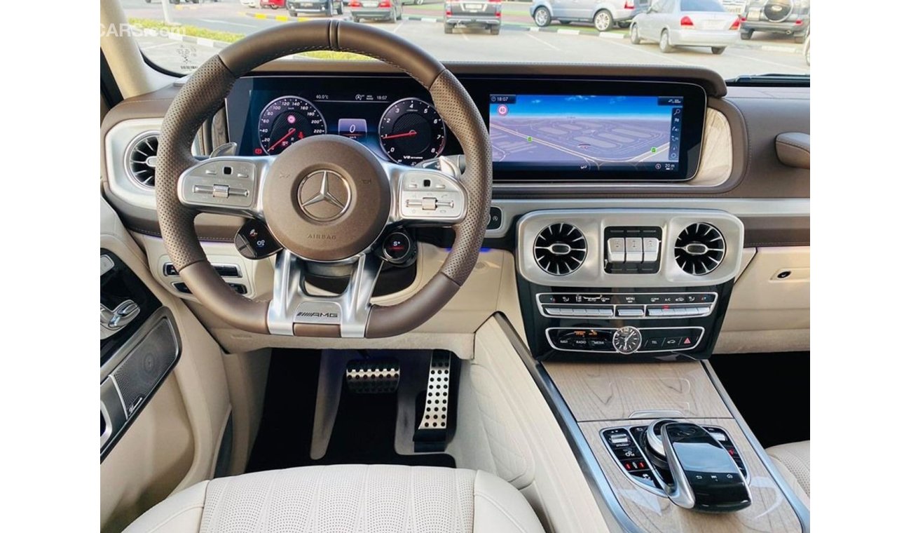 Mercedes-Benz G 63 AMG Black/White