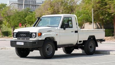 تويوتا لاند كروزر بيك آب STANDARD LC79 2.8L DIESEL STANDARD-E SC AT 2026MY