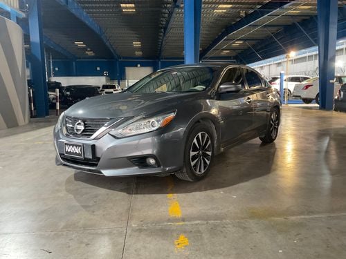 Nissan Altima SV | Guaranteed Warranty | 0 Down Payment