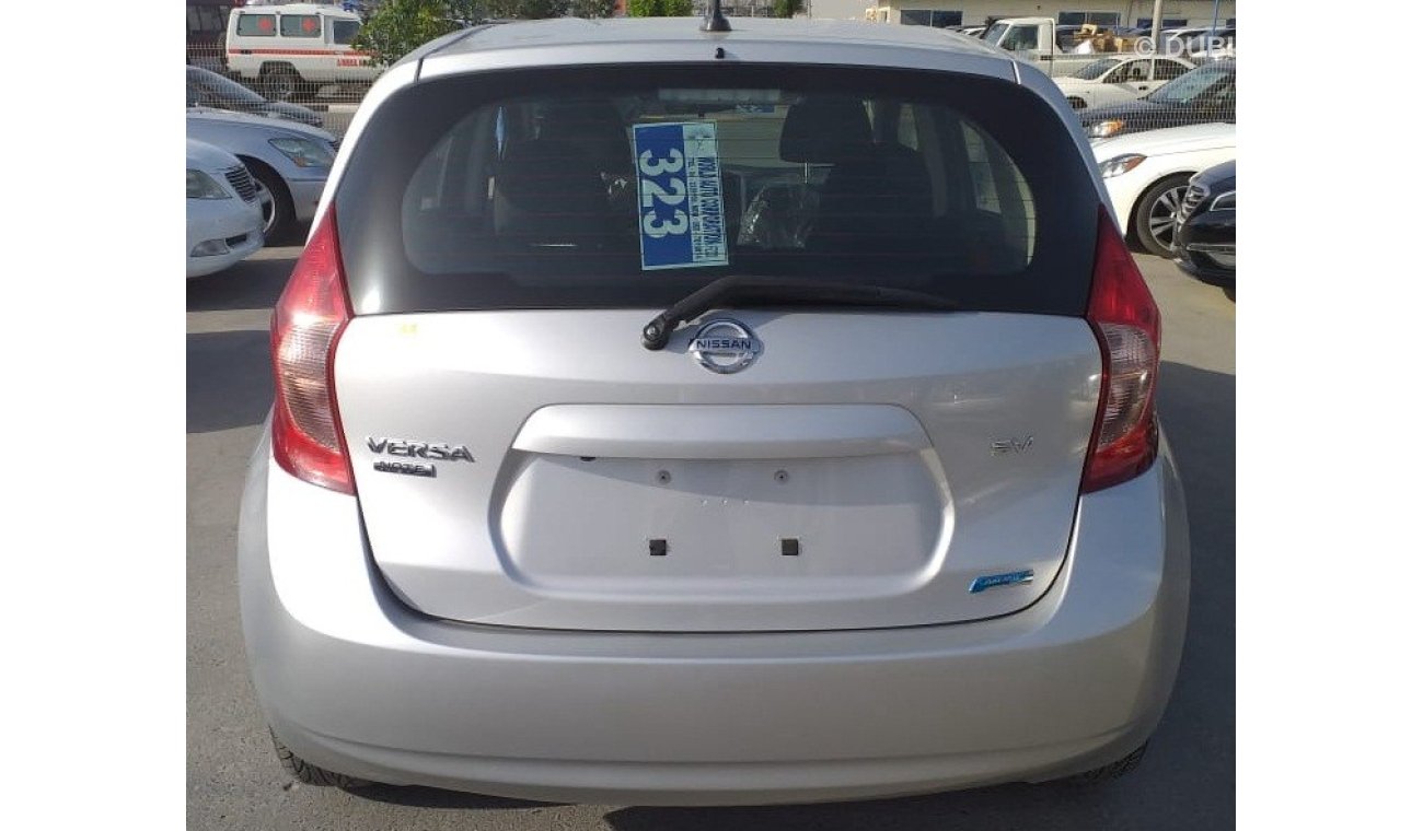 Nissan Versa Note full option