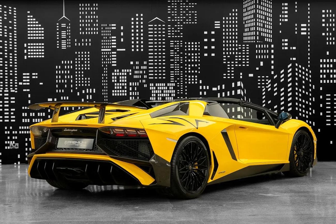 لامبورغيني أفينتادور رودستر LAMBORGHINI | AVENTADOR SV ROADSTER LP750_4 | GCC SPECS
