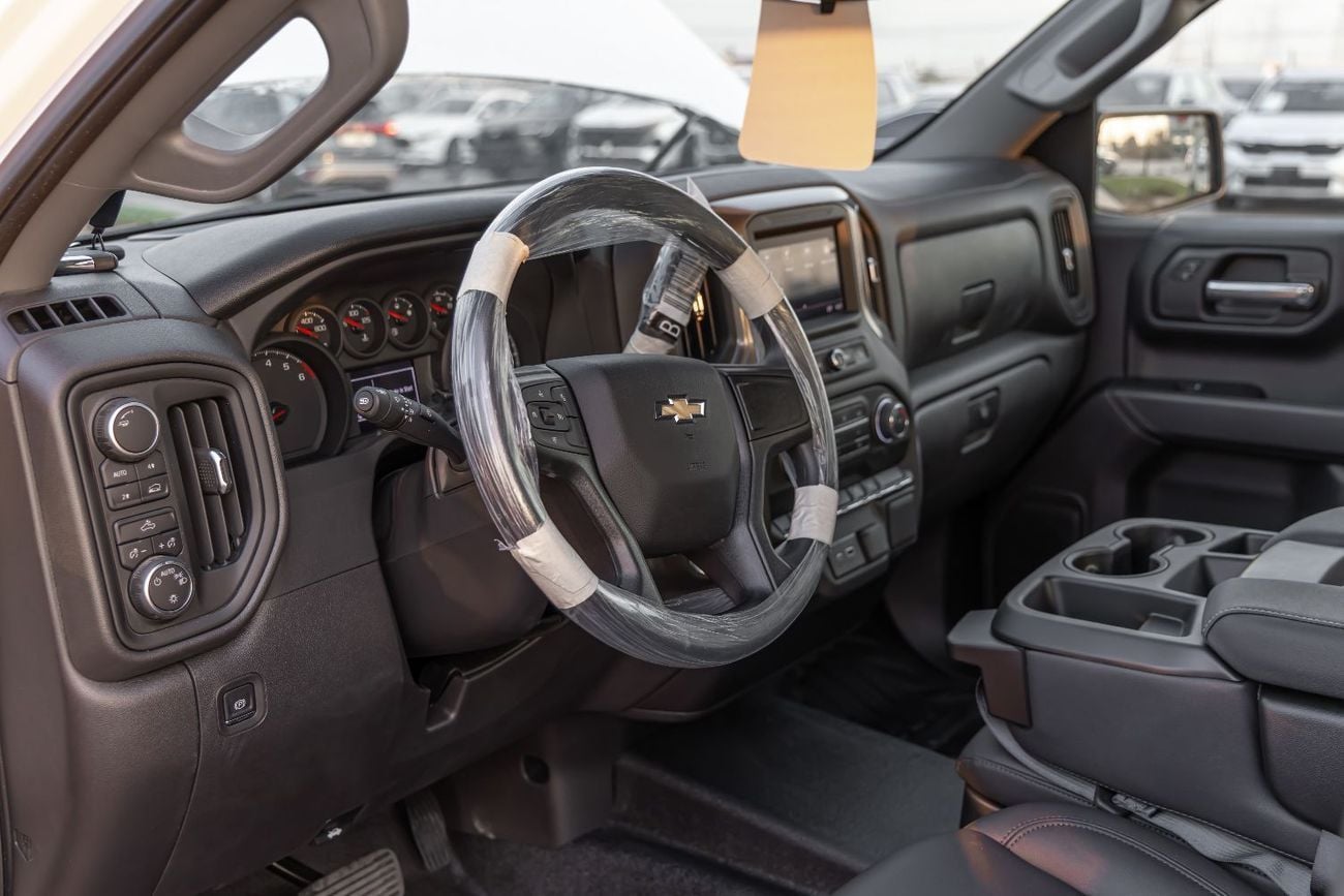 Chevrolet Silverado 2500 CREW/CAB CHEVROLET SILVERADO | V8 5.3L | 4WD | GCC | 2025  (Export)