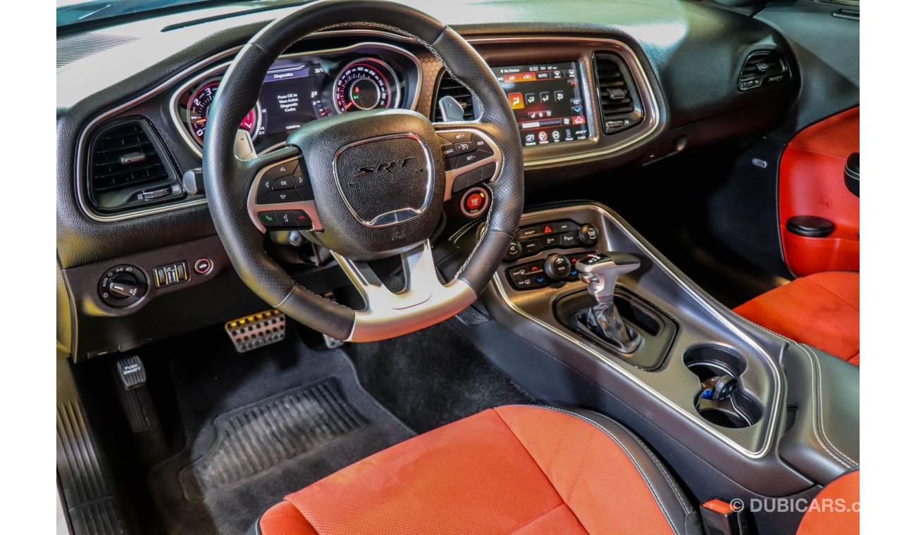 دودج تشالينجر Dodge Challenger 2015 GCC under Warranty with Zero Down-Payment.