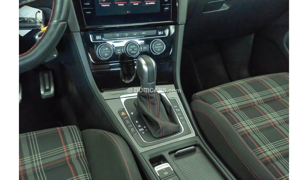 Volkswagen Golf 2018 Volkswagen Golf GTI / Full Volkswagen Service History