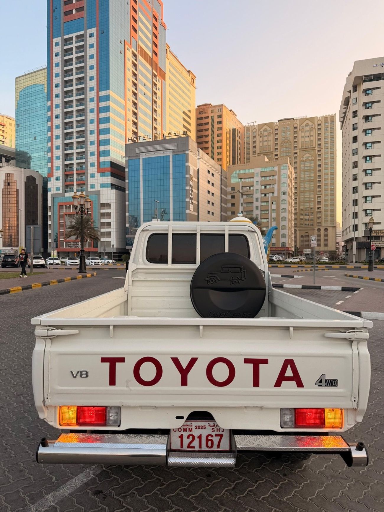 تويوتا لاند كروزر بيك آب GXL V8 Turbo Diesel Right Hand Drive