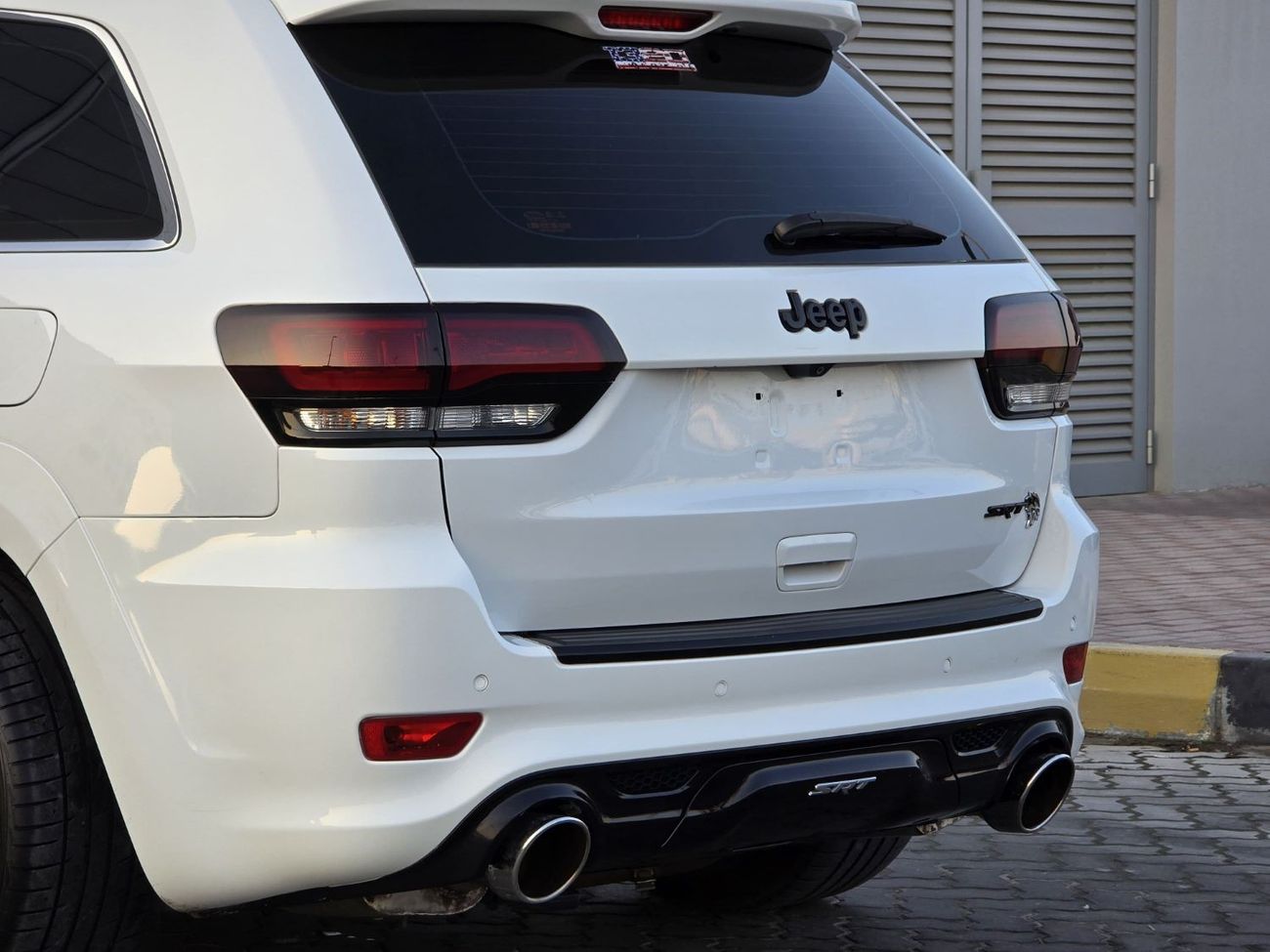 Jeep Grand Cherokee SRT8 6.4L JEEP GRAND CHEROKEE SRT V8 2015 GCC ORGINAL PAINT // ACCIDENT FREE // PERFECT CONDITION